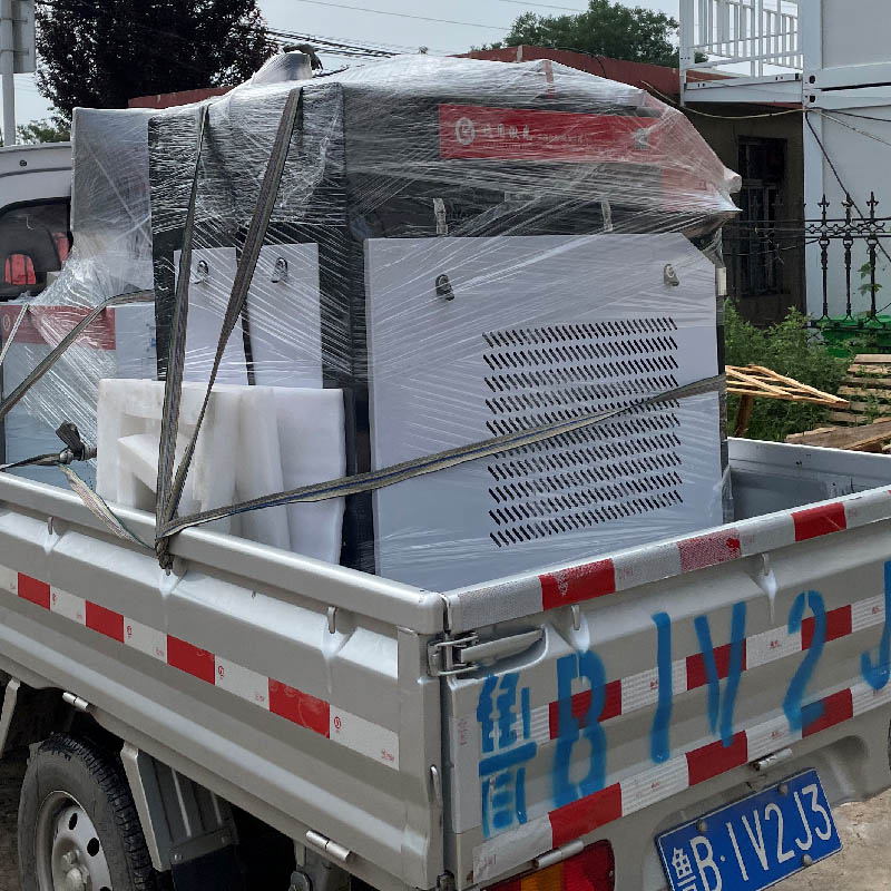 手持激光焊接機通用激光 送貨照  